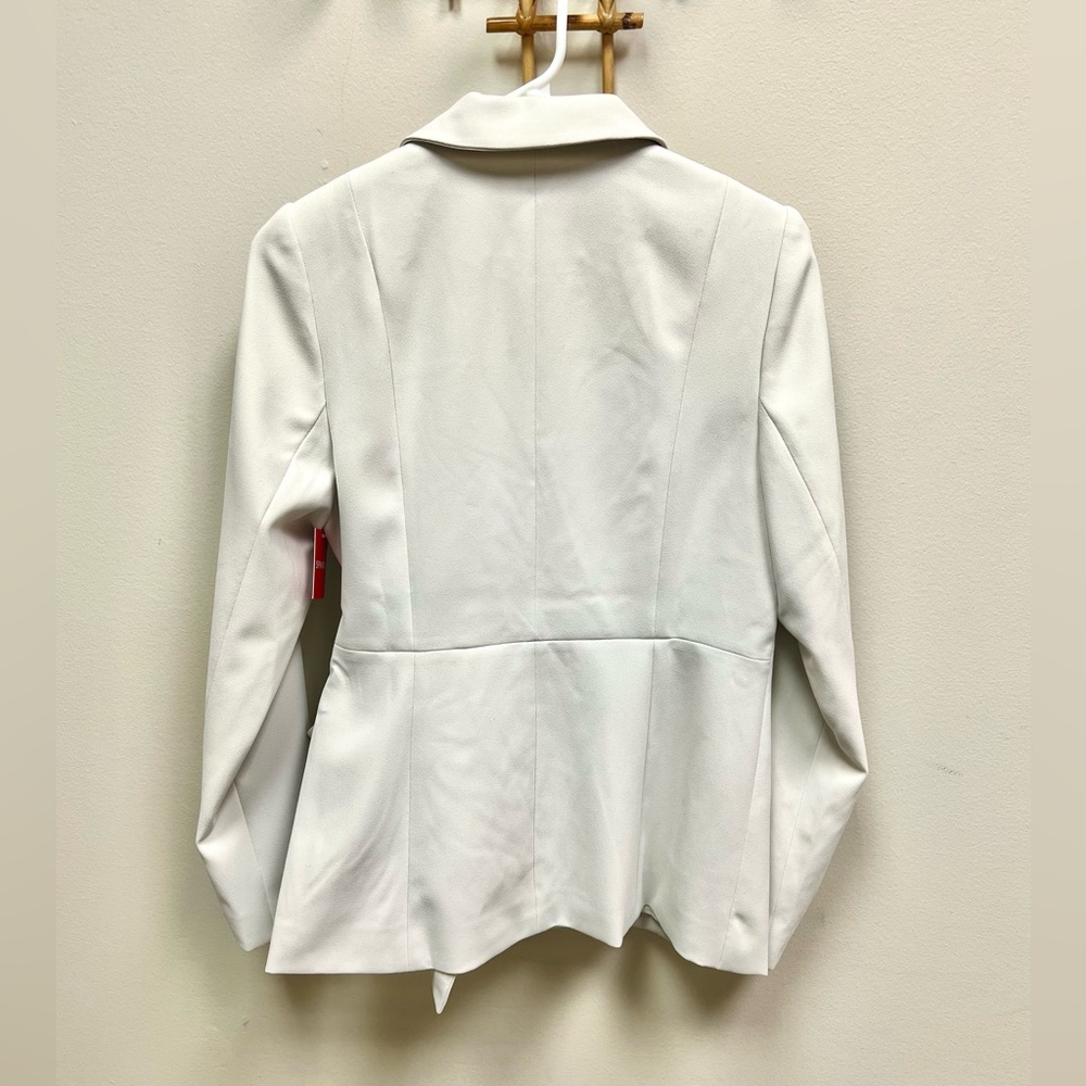 🌟HOST PICK!🌟 BNWT 🤍 Spanx Opacity Crepe Wrap Blazer in Parchment - Picture 3 of 4